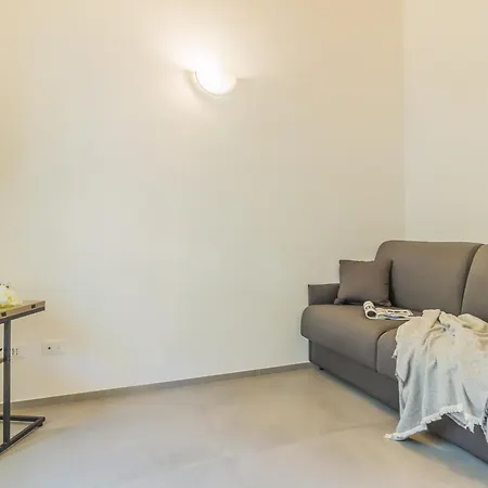 Ca Magnolia 4 Apartment *